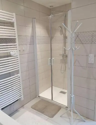 בית נופש Jabron סיסטרון